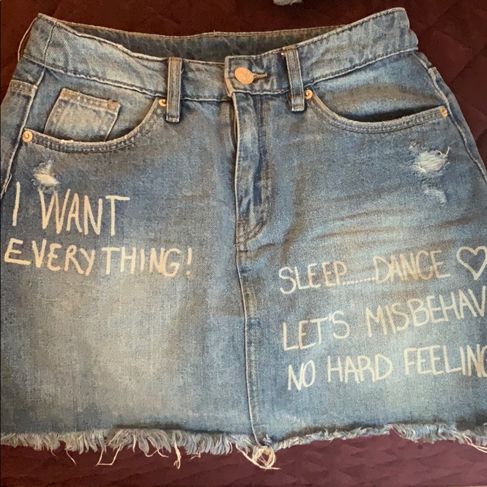 Denim fitted skirt